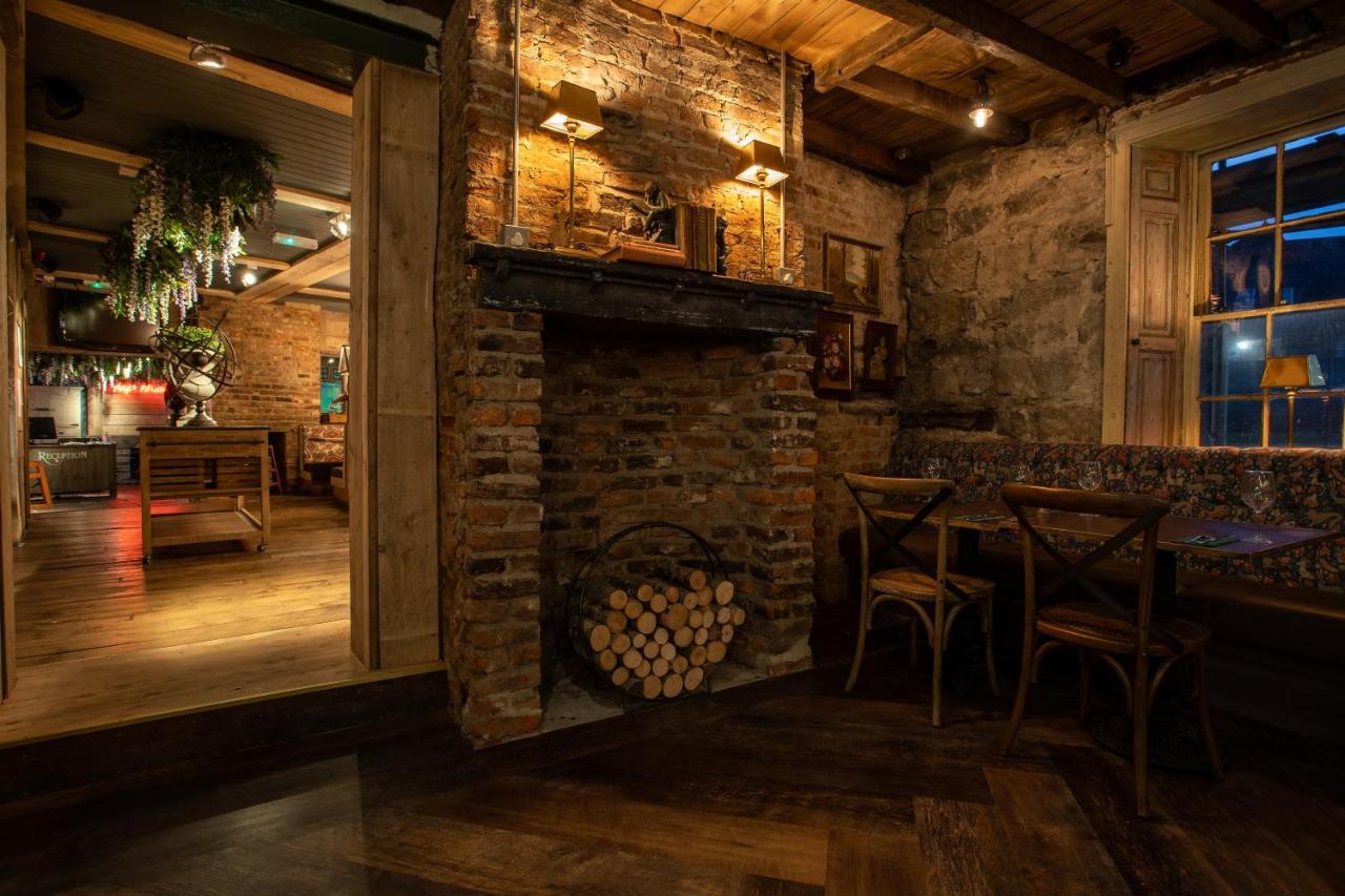 Crux Alnwick Exterior foto