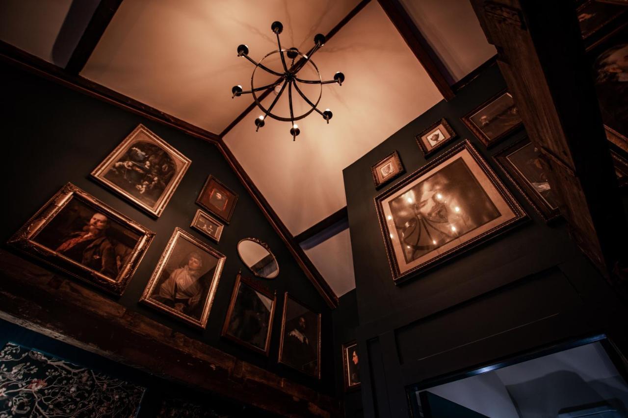 Crux Alnwick Quarto foto